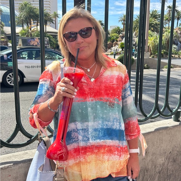 Meet your Posher, Casey - Picture 1 of 4